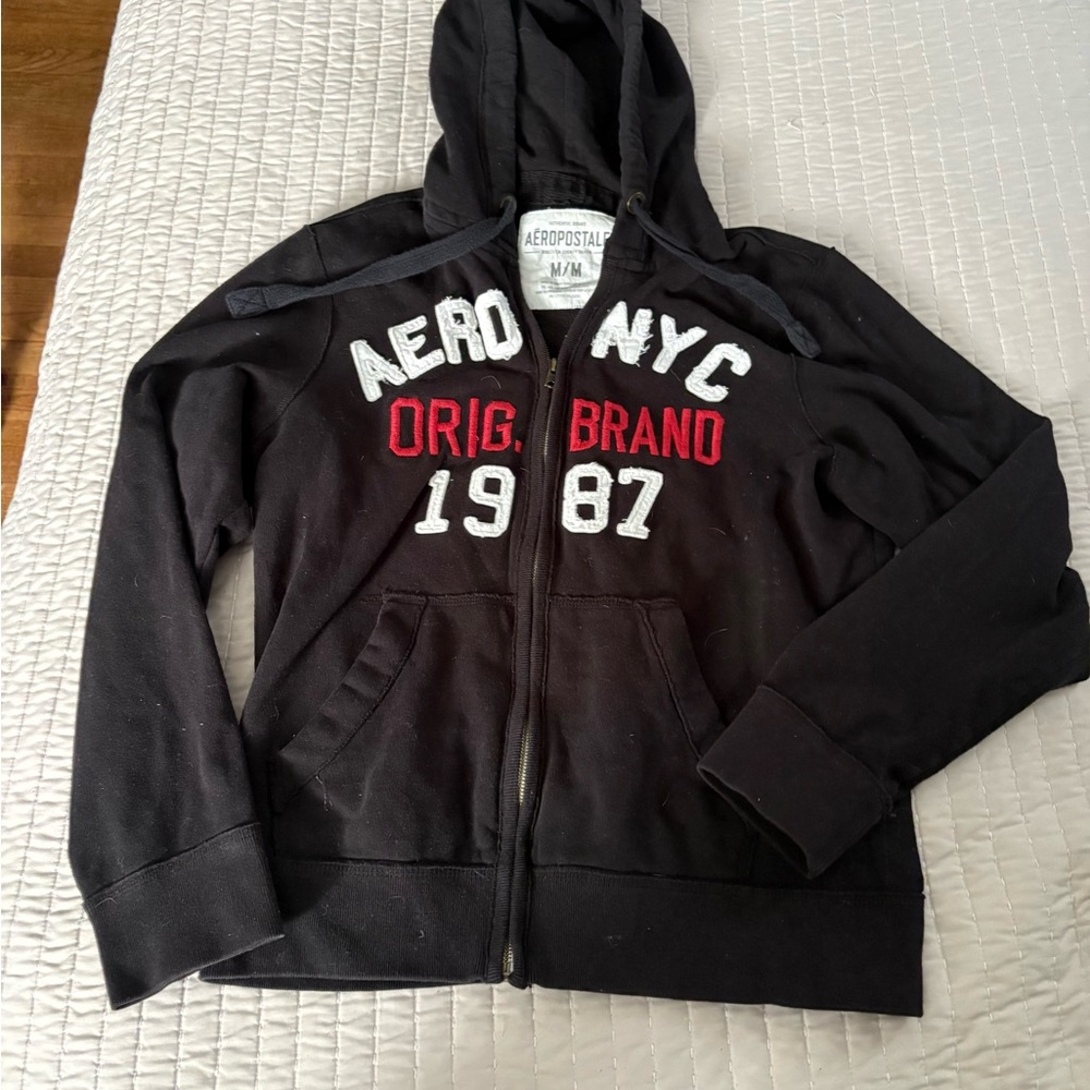 Aeropostale Early 2000s Black Hoodie with White Detailing Vintage Tag